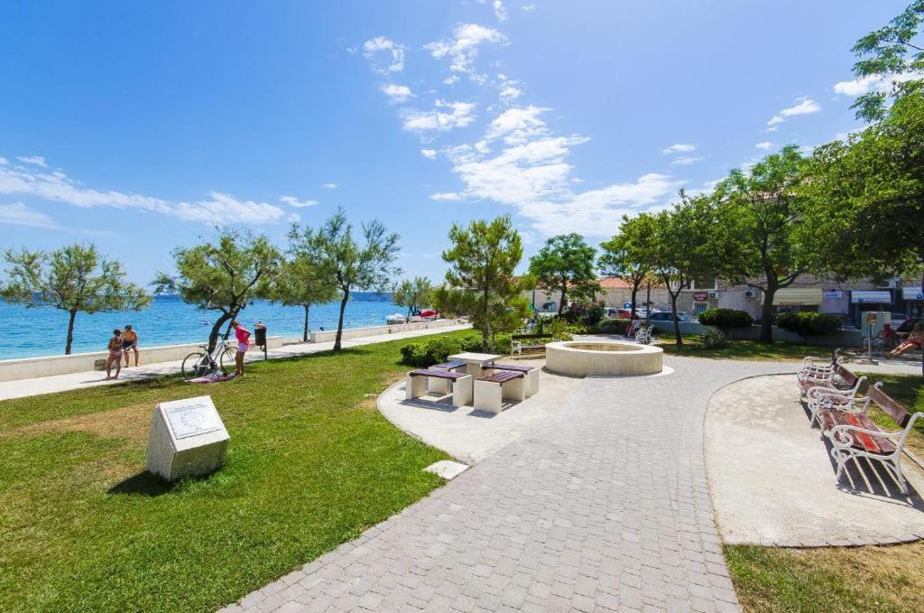 Apartman Darka Kaštela Exterior foto